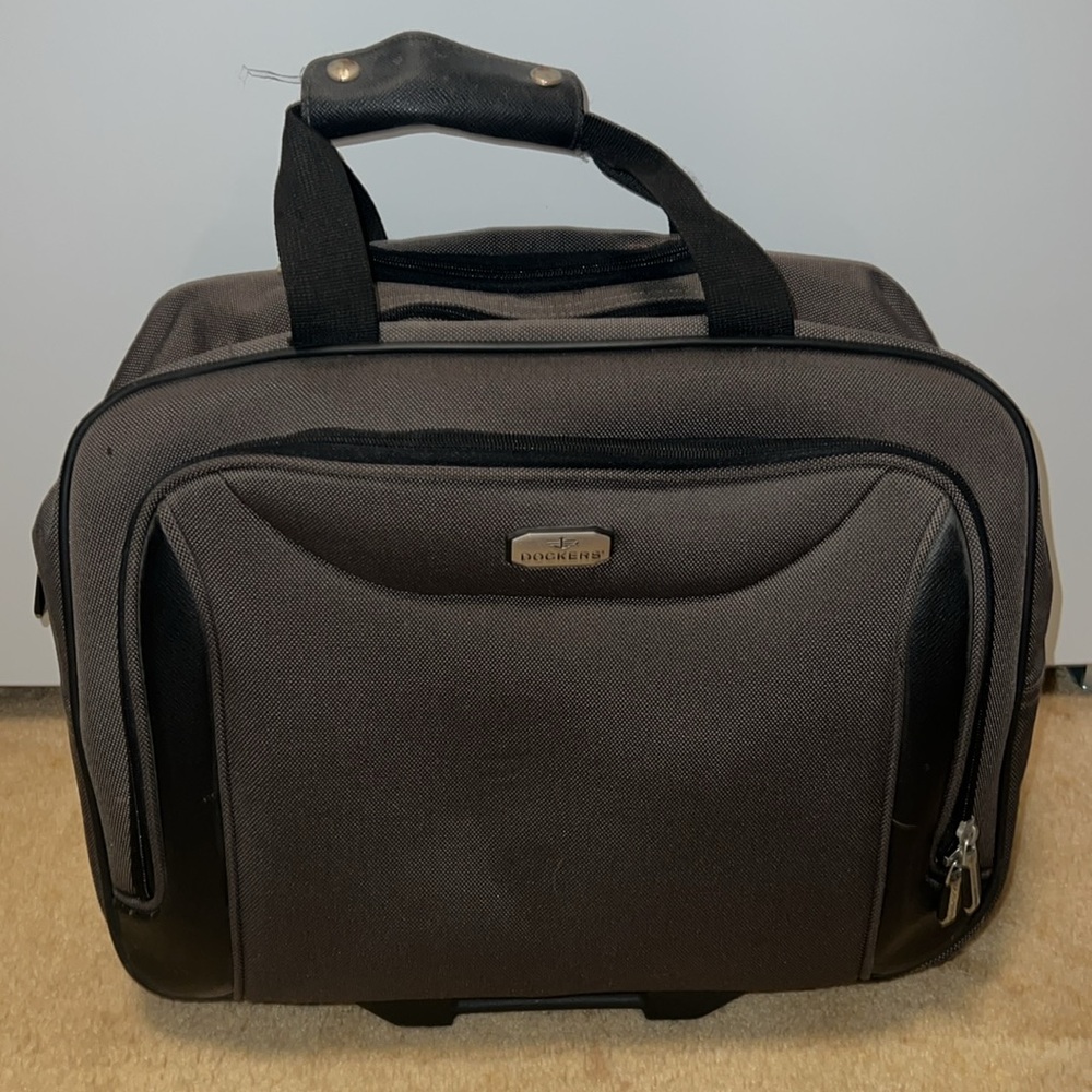 Dockers Gray Briefcase Laptop Travel Rolling Luggage